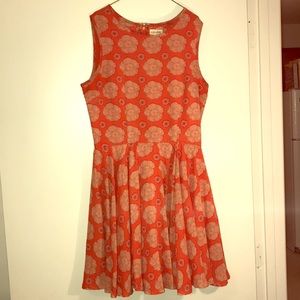 Floral Dress with fitted waist